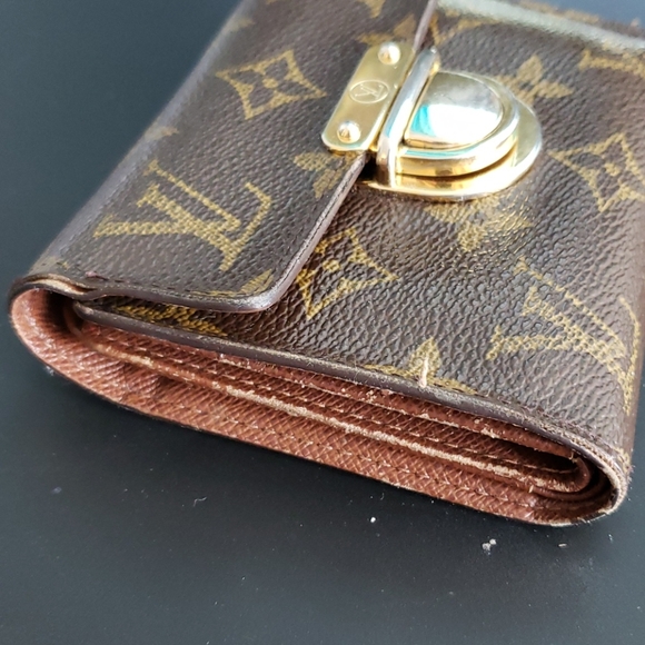 Louis Vuitton Monogram Koala Wallet - Picture 6 of 8
